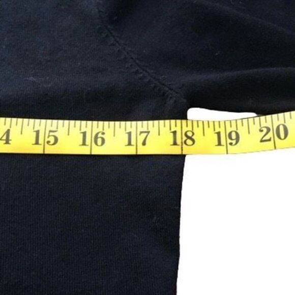 NEW Unishe Black T Shirt with Daisy Peace Sign NWT - Picture 9 of 12